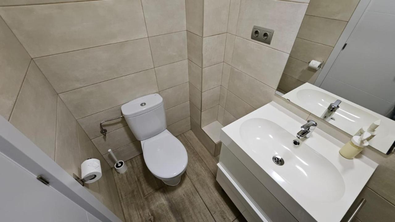 Luminoso Apartamento 6 Personas Pueblo Nuevo Madrid Dış mekan fotoğraf