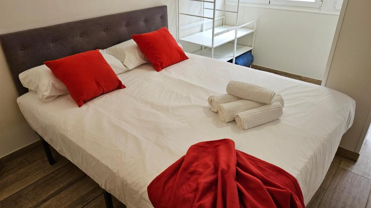 Luminoso Apartamento 6 Personas Pueblo Nuevo Madrid Dış mekan fotoğraf