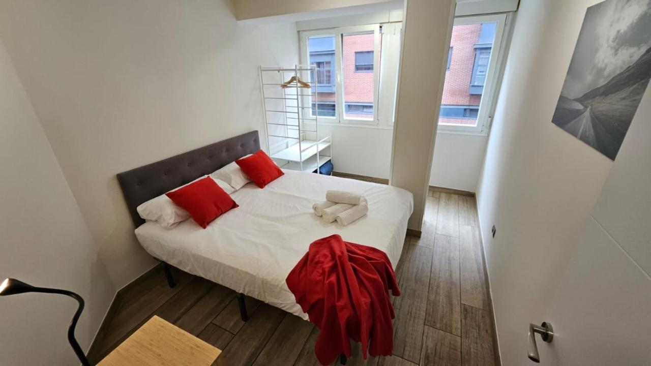 Luminoso Apartamento 6 Personas Pueblo Nuevo Madrid Dış mekan fotoğraf