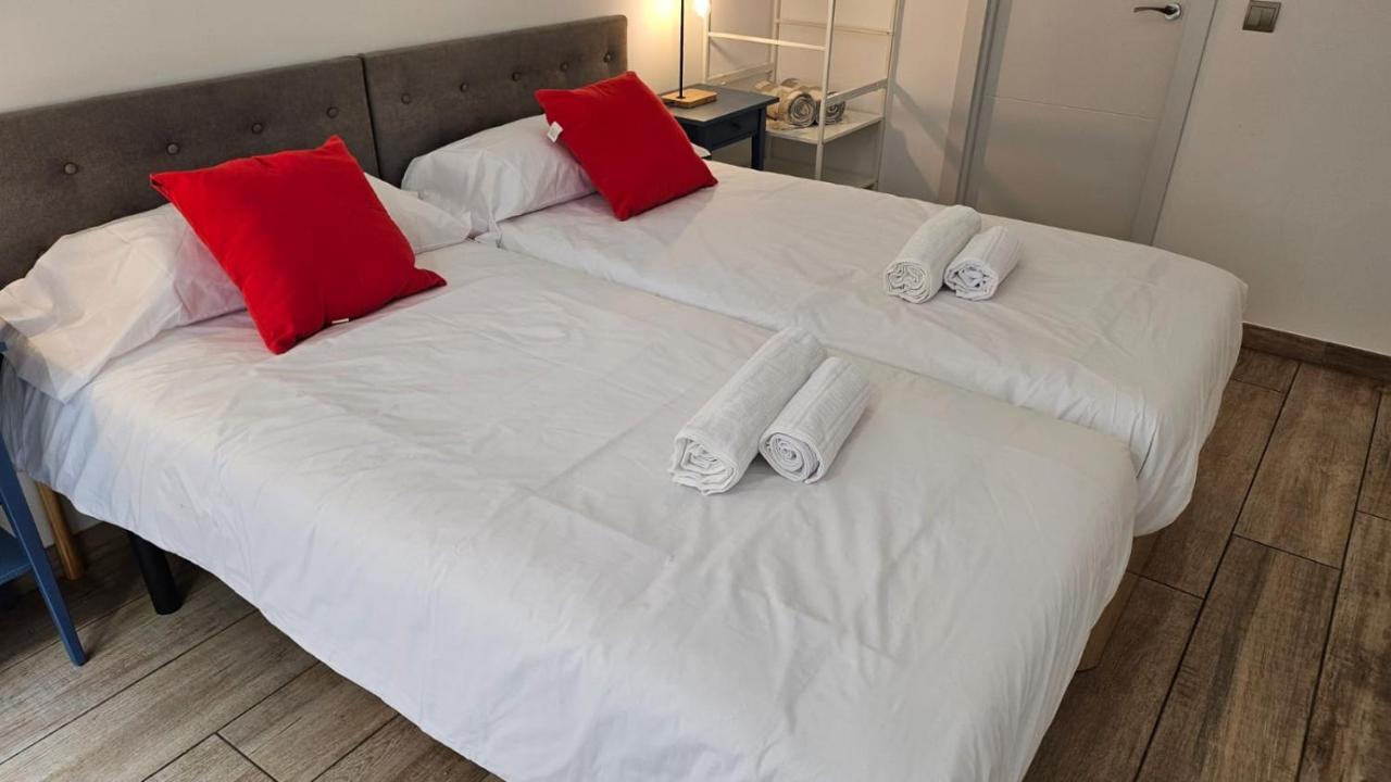 Luminoso Apartamento 6 Personas Pueblo Nuevo Madrid Dış mekan fotoğraf