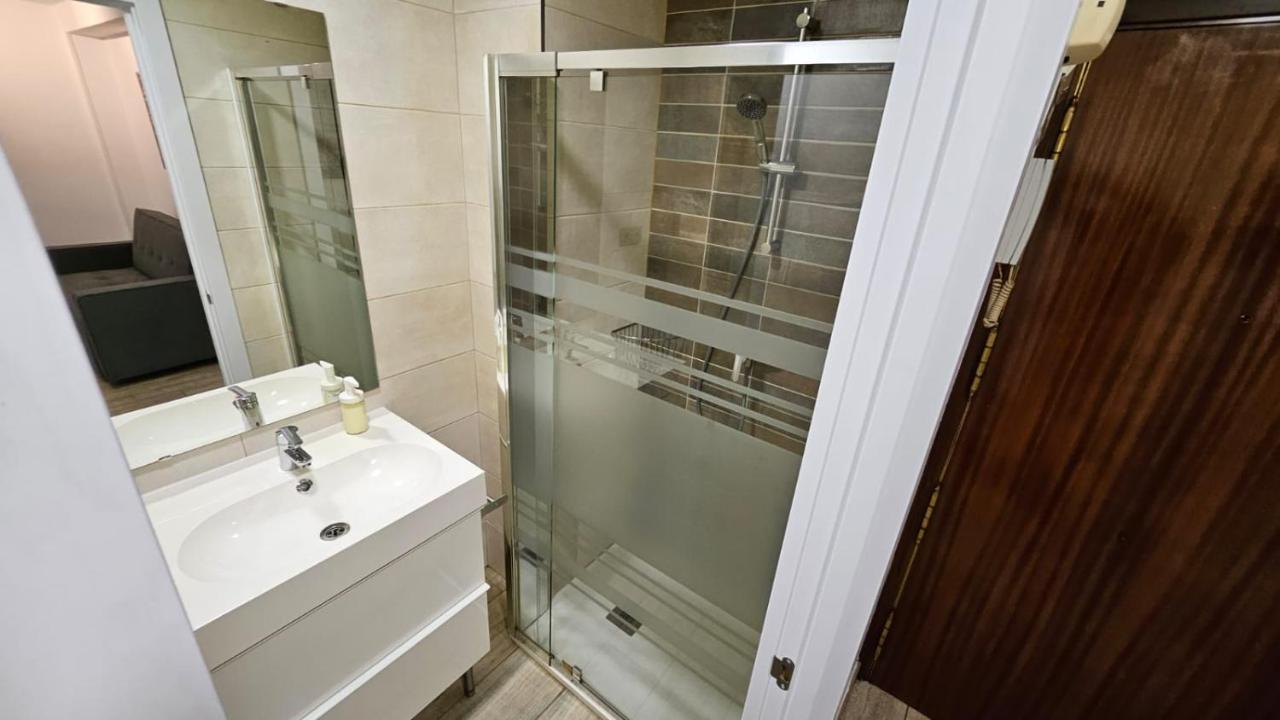Luminoso Apartamento 6 Personas Pueblo Nuevo Madrid Dış mekan fotoğraf