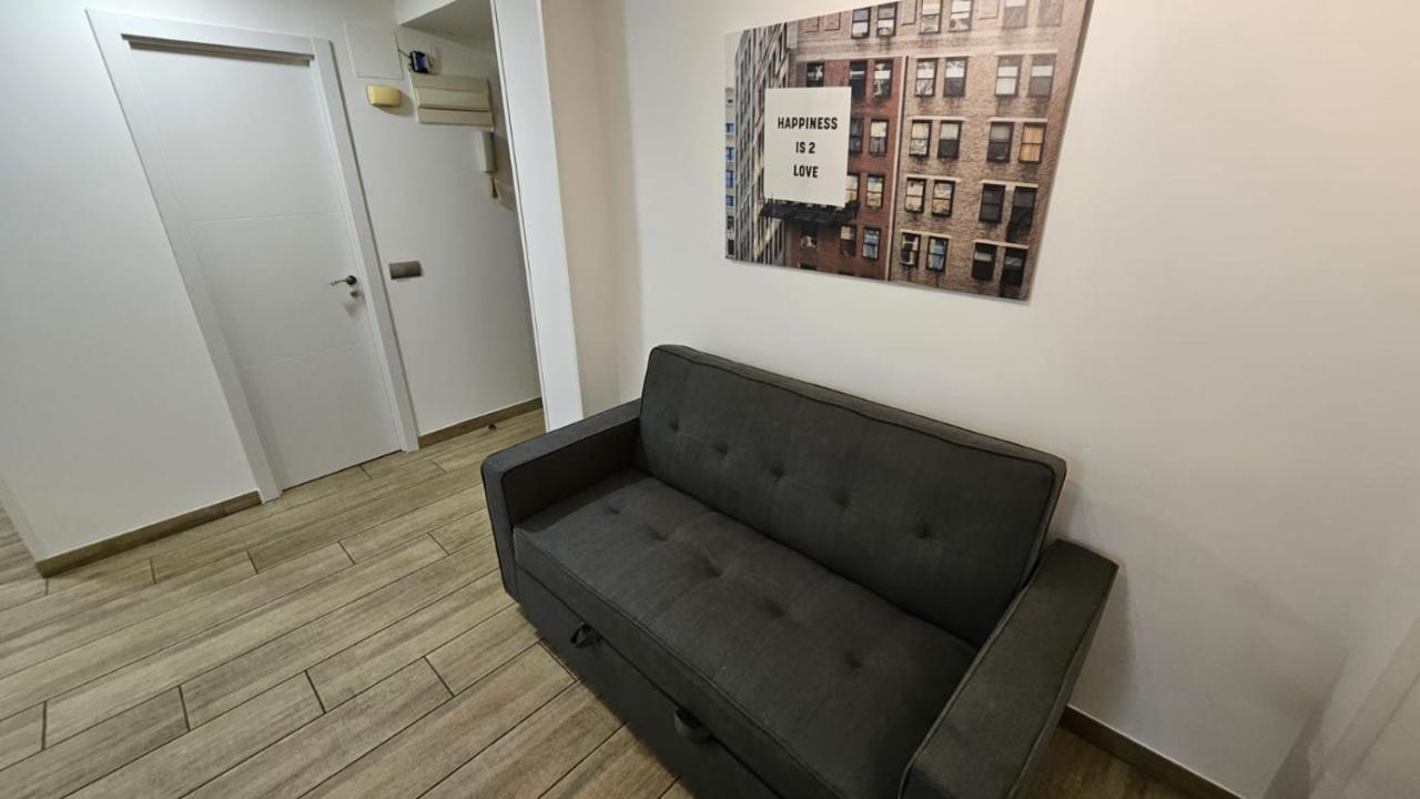 Luminoso Apartamento 6 Personas Pueblo Nuevo Madrid Dış mekan fotoğraf
